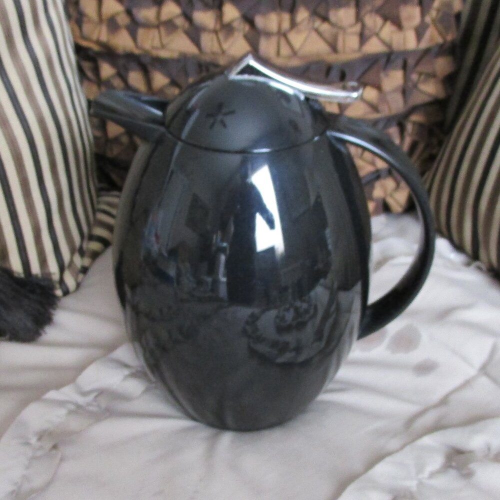 designer glass insulated coffee carafe